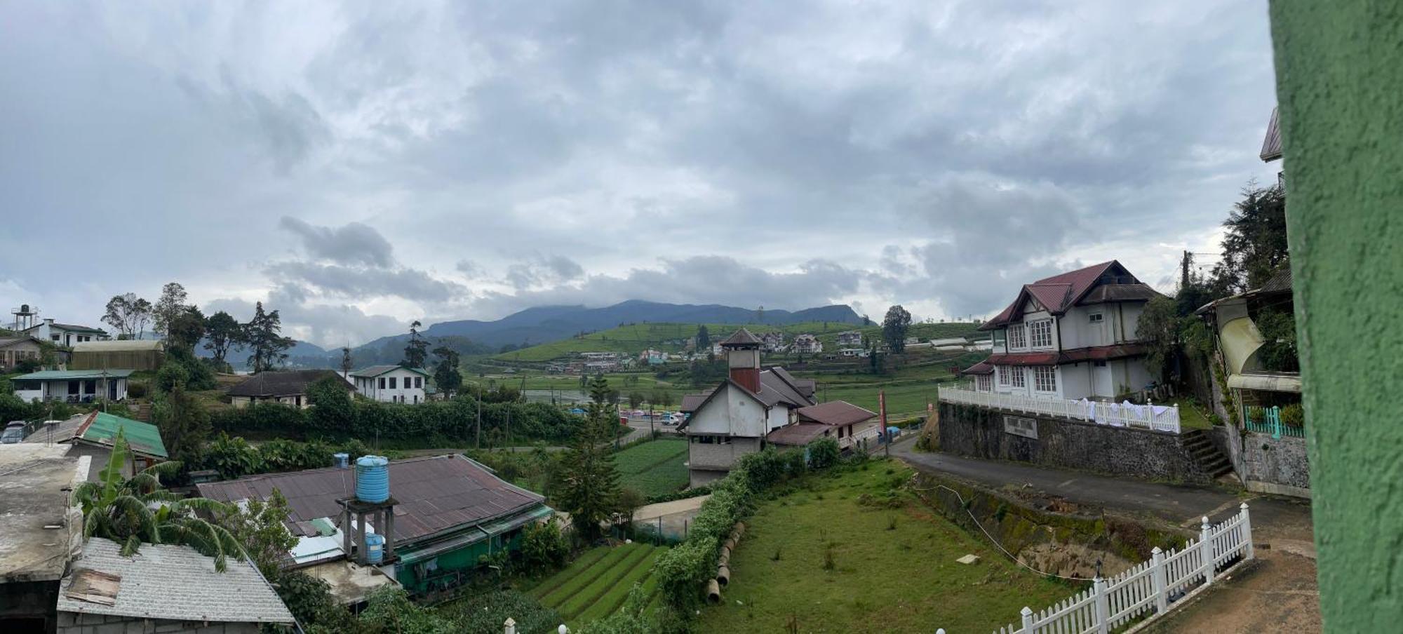 Maha Royal Hotel Nuwara Eliya Buitenkant foto