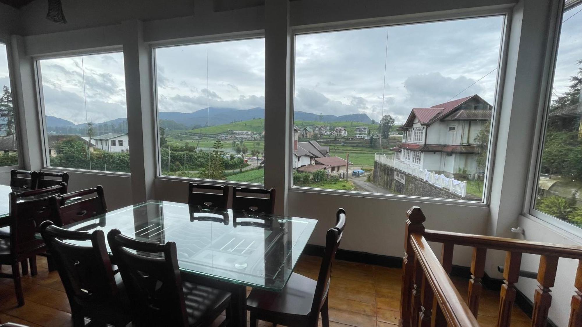 Maha Royal Hotel Nuwara Eliya Buitenkant foto